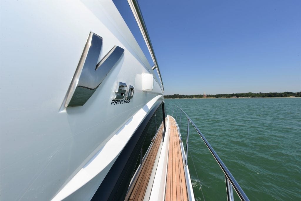 Princess V50 exterior hull